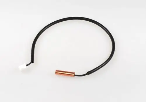 Sensor mit einem schwarzen Kabel, einem Kupferteil und einem weißen Stecker, geeignet für Remko Verdampfermodelle.