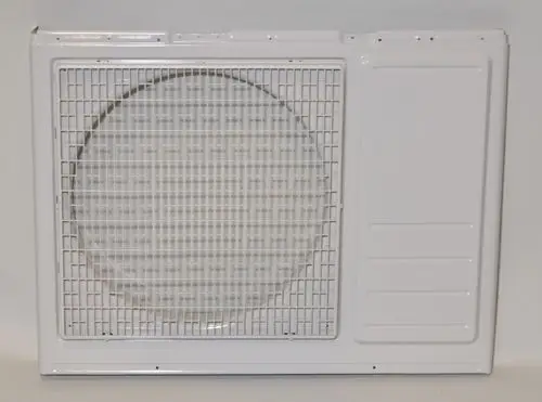 Vorderwand in Weiß mit runder Öffnung und Gitterstruktur, geeignet für das Remko-System. Links befinden sich drei eingeprägte Linien.