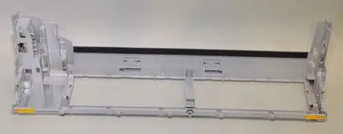 Gehäuserücken von Remko, in grauer Kunststoffausführung, mit mehreren Halterungen und Aussparungen, geeignet für die Montage in Geräten.