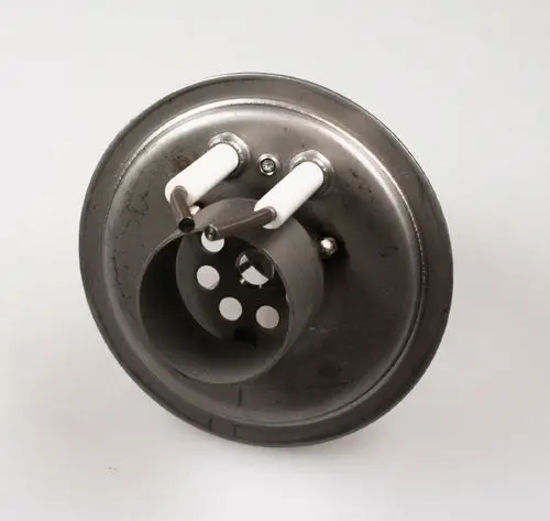 Mischsystem von Remko mit metallischer Oberfläche, zwei Anschlussleitungen, und kleinen Löchern im Gehäuse, montierbar für verschiedene Anwendungen.