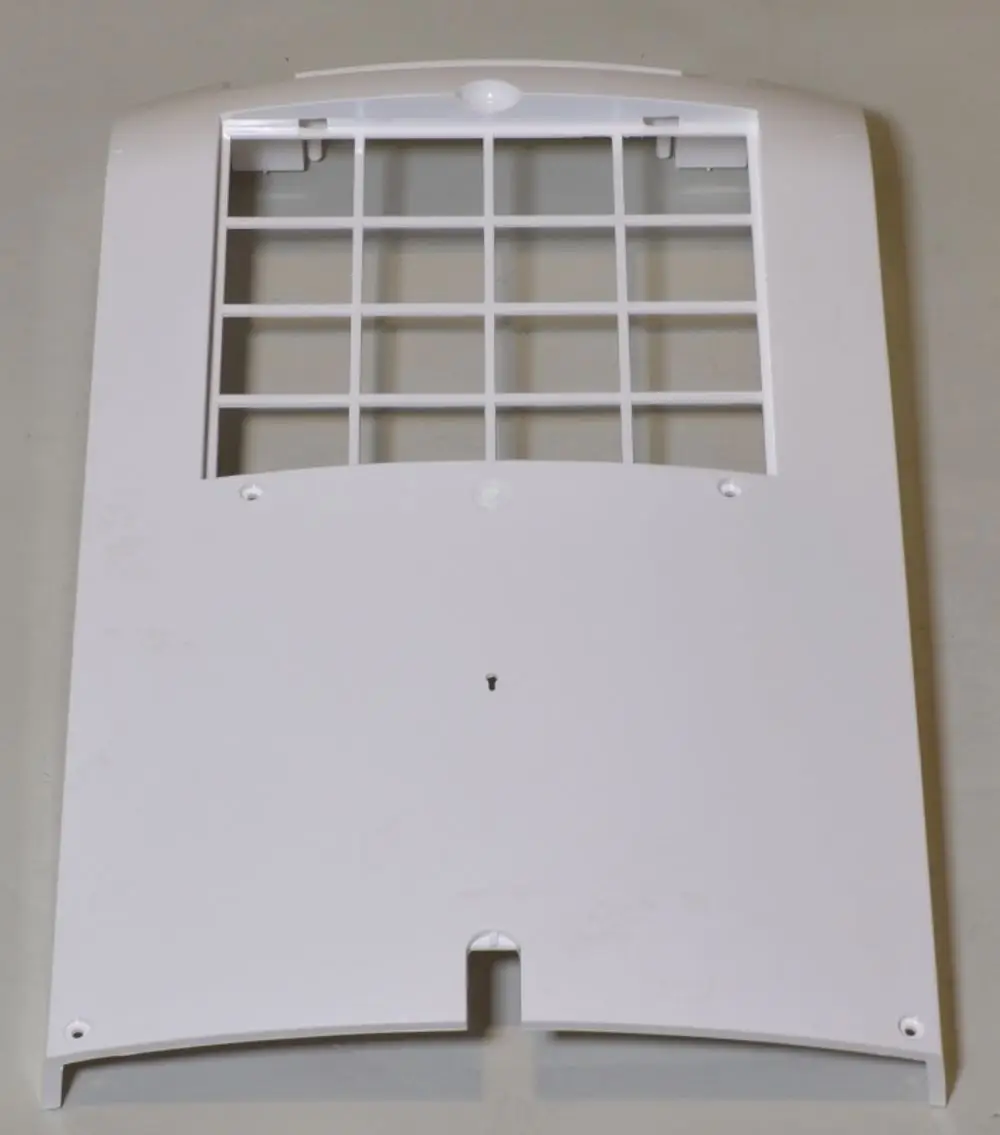 Rückwand in Weiß, mit rechteckigem Gitter und Öffnungen, geeignet für Geräte oder Installationen, hergestellt von Remko.