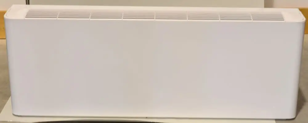 Produktbild der Remko RK Geräteverkleidung KWK 450-680 1111755, eine weiße rechteckige Abdeckung mit Lüftungsgitter oben.