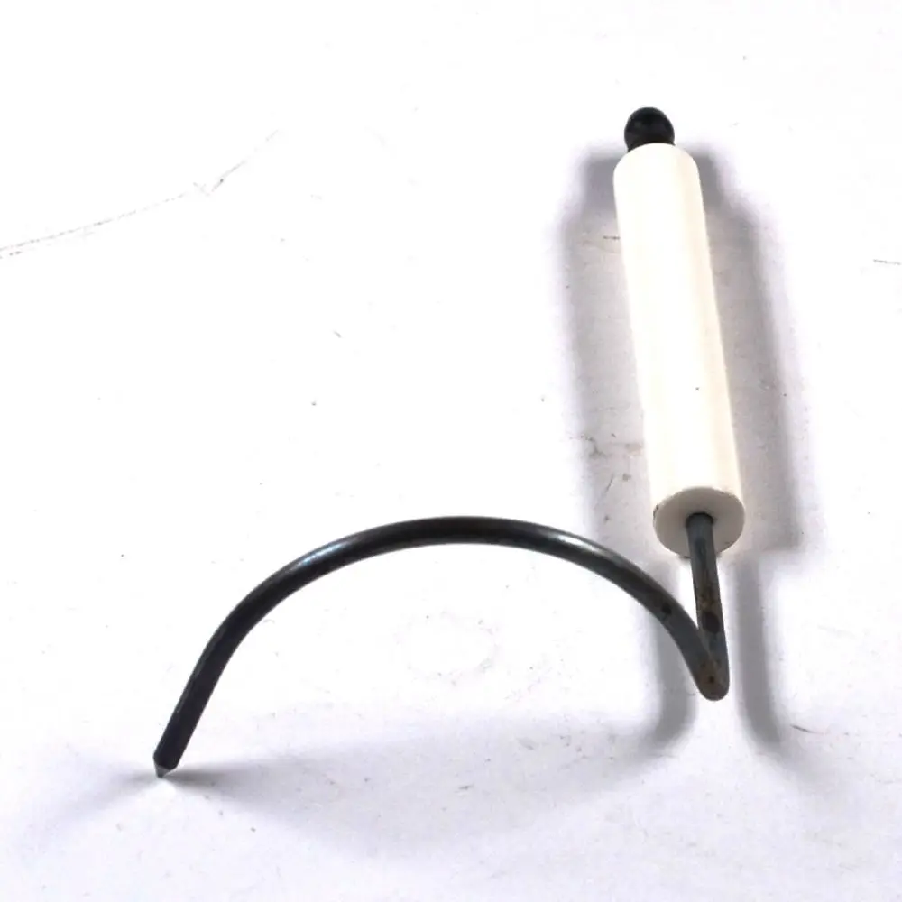 Ionisationselektrode von Remko mit gebogenem Draht und einem weißen Griff. Das Produkt eignet sich zur Verwendung in entsprechenden Anlagen oder Geräten.