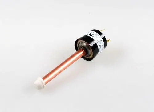 Niederdruckwächter mit einer metallischen Kupferleitung und einem schwarzen Gehäuse. Anwendungsbereich und Marke Remko sind unklar.