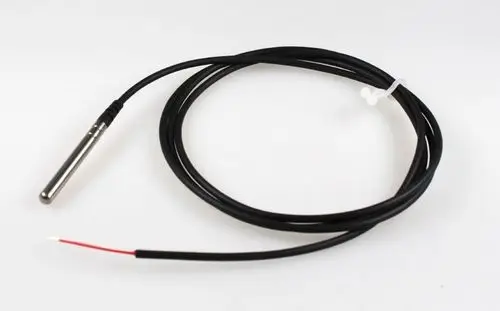 Edelstahlsonde mit einem Kabel, hergestellt von Remko. Die Sonde hat eine robuste Bauweise und ist für Temperaturmessungen geeignet.