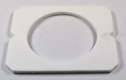 Dichtungsring aus weißem Material, mit kreisförmiger Aussparung in der Mitte. Produkt von Remko, geeignet für verschiedene Anwendungen.