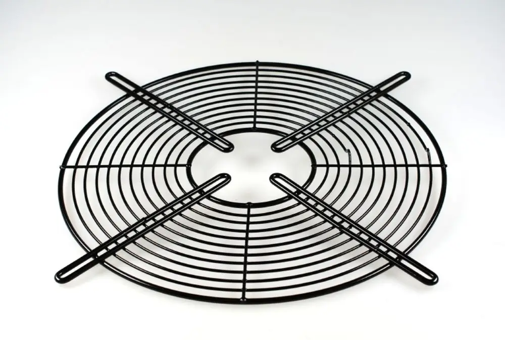 Schwarzes, rundes Metallgitter mit gestreifter Struktur und stabilen Stützen, passend für Remko Produkte, zur Sicherstellung des Ansaugens von Luft ohne Verunreinigungen.