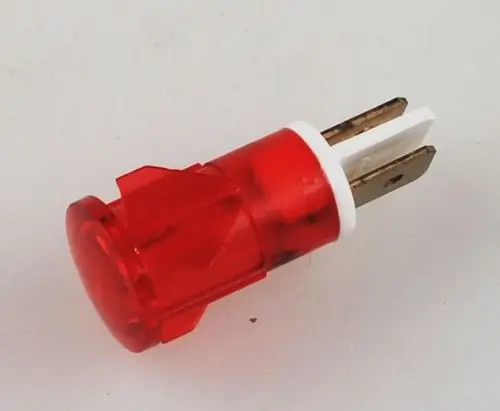Runde rote Kontrollleuchte mit zwei Anschlussstiften. Das Produkt stammt von der Marke Remko und wird häufig in elektrischen Anwendungen verwendet.