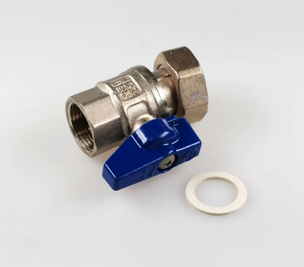 Kugelhahn aus Metall mit blauem Hebel, geeignet für Kaltwasseranwendungen. Abgebildet mit einer Dichtung. Produkt von Remko.
