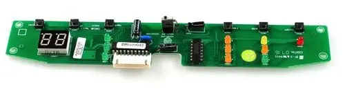 Grüne Steuerplatine mit Display, Tasten und mehreren LEDs, verwendet in Geräten der Marke Remko, beispielsweise für das Bedientableau der MKT-Serie.