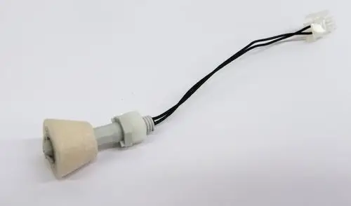 Schwimmerschalter mit konischer beige-brauner Kappe und grauem Anschluss. Kabel mit Steckverbindung. Wurde von der Marke Remko hergestellt.