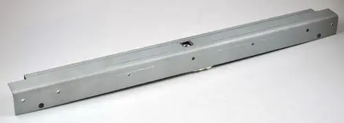 Graue Traverse, vermutlich für Kranösen, mit mehreren Bohrungen und einer Ausspchnung. Mögliches Produkt von Remko für spezifische Anwendungen.