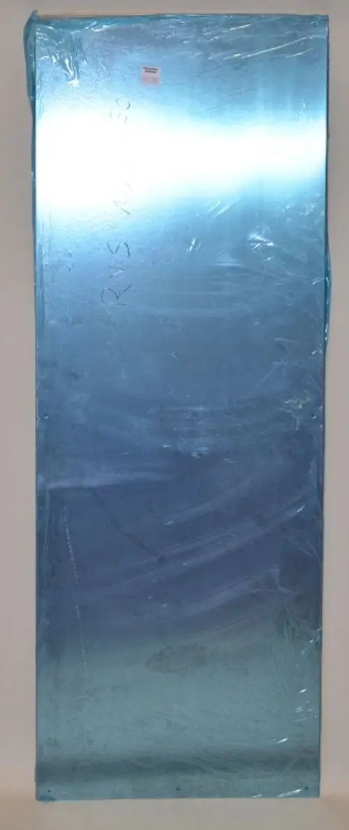 INOX Bedienpaneel von Remko, glänzende Oberfläche mit schützender Folie, eignet sich für Kompressorteile, rechteckige Form, einfache Handhabung.