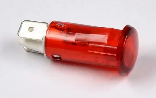 Rote Kontrollleuchte mit metallischen Kontakten, geeignet für 12V. Produkt von Remko, designed zur Anzeige von Betriebszuständen in elektrischen Geräten.