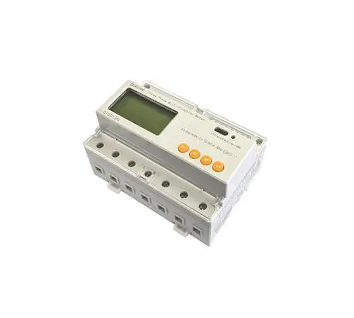 Smartmeter von Sungrow mit LCD-Display und mehreren Tasten zur Steuerung. Gehäuse in Weiß, vorgesehen für die Montage in einem elektrischen Verteilungssystem.