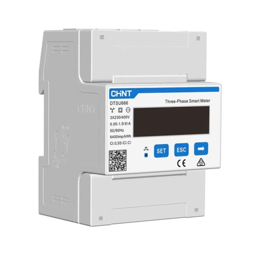 Drei-phasiger Smart Meter von SOFAR solar mit Anzeige und Bedientasten, zur Direktmessung von elektrischer Energie in einem kompakten Gehäuse.