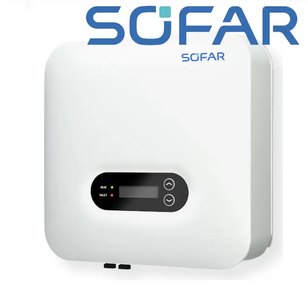 Weißer Wechselrichter von SOFAR solar mit digitalem Display und Bedienelementen, angezeigt werden Betriebs- und Fehlerstatus. Gerät zeigt ein minimalistisches Design.