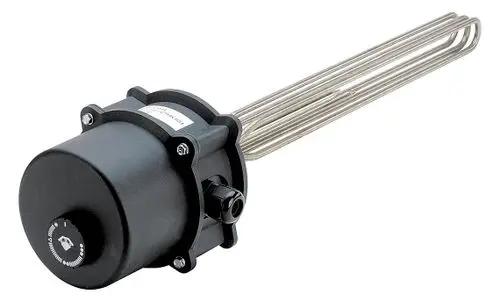 Tauchheizkörper mit einem schwarzen Gehäuse und einem mehrere Leiterelemente. An einer Seite befindet sich eine Stellschraube. Produkt von Dimplex zur Verwendung in Wassersystemen.