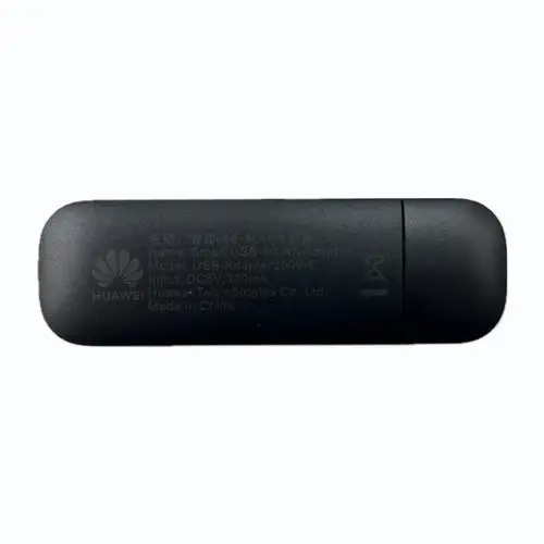 Schwarzer USB-Adapter mit der Aufschrift "HUAWEI" und technischen Informationen auf der Seite, einschließlich Modellbezeichnung und Eingangsparameter.