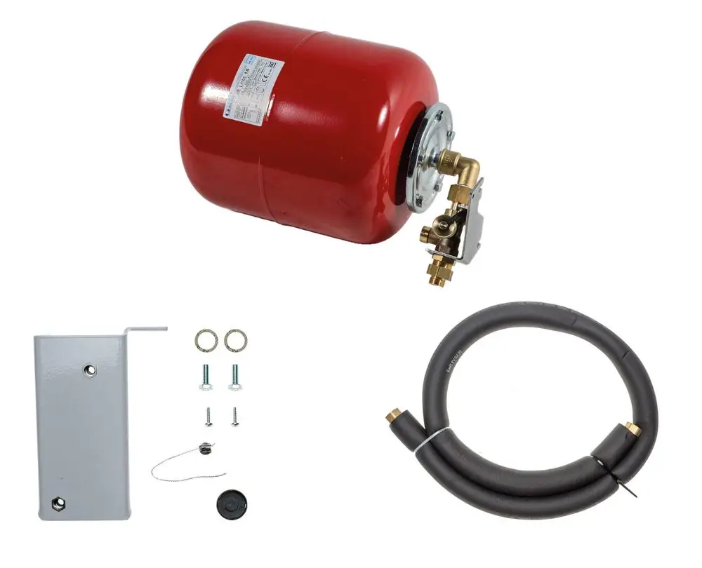 Brötje Membranausdehnungsgefäß in Rot, versehen mit Ventilen, montierbarer Halterung und Verbindungsschläuchen. Komponenten für den hydraulischen Ausgleich in Heizsystemen.