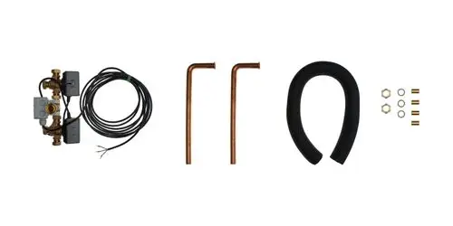 Brötje Umschaltventilgruppe mit Ventil, mehreren Rohren, Kabel und Zubehörteilen in einer übersichtlichen Anordnung auf weißem Hintergrund.
