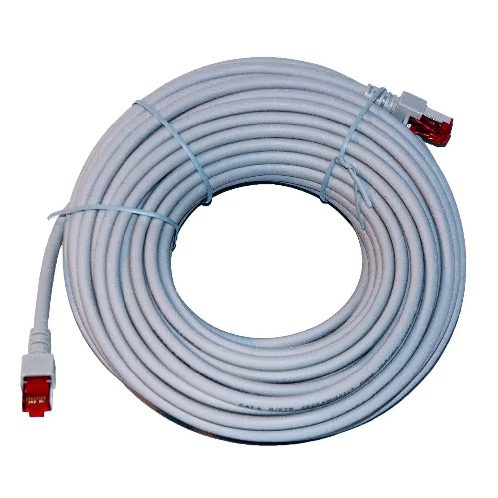 Weißes, spiralförmig gewickeltes Kabel mit zwei Steckverbindern an einem Ende, vermutlich von der Marke Novelan, für die Verbindung von Geräten oder Netzwerken.