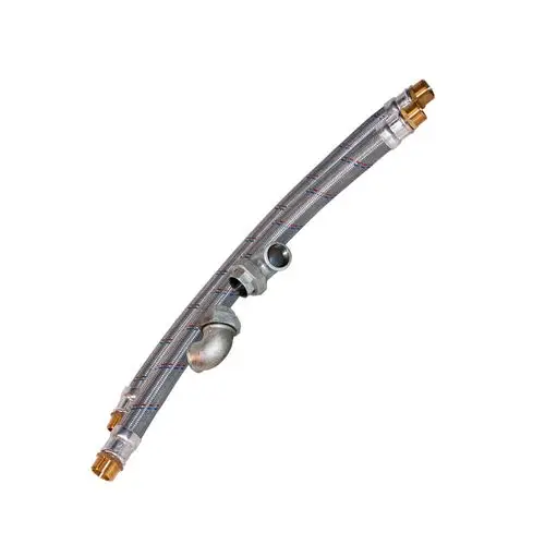 Novelan Zubehörteil mit flexiblem, gewebtem Schlauch und Anschlussstücken. Das Produkt ist für hydraulische Anwendungen konzipiert und bietet vielfältige Verbindungsmöglichkeiten.