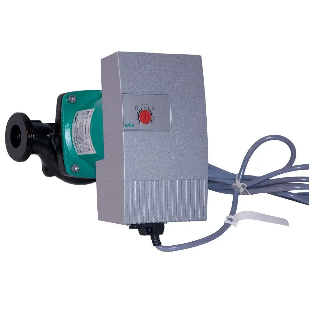 Pumpe mit Steuergerät von Novelan, ausgestattet mit einer roten Einstellknopf und einem Kabel, zur Verwendung in hydraulischen Systemen.
