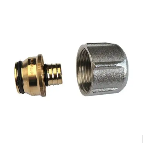 Klemmringverschraubung Plus 17 x 2,0 x 3/4", MC10000190, bestehend aus Messing-Körper mit Dichtungsringen und einer silberfarbenen Überwurfmutter, vor weißem Hintergrund.