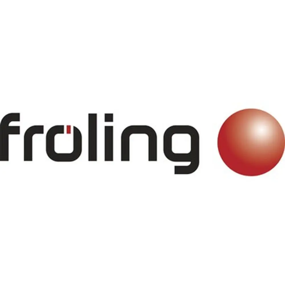 Fröling Logo mit dem Schriftzug in Schwarz und einem roten Kreis rechts daneben.