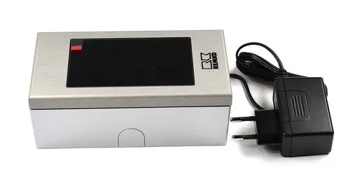 Produktbild eines Remko RK Smart-Control Touch SC-1 mit Netzteil.