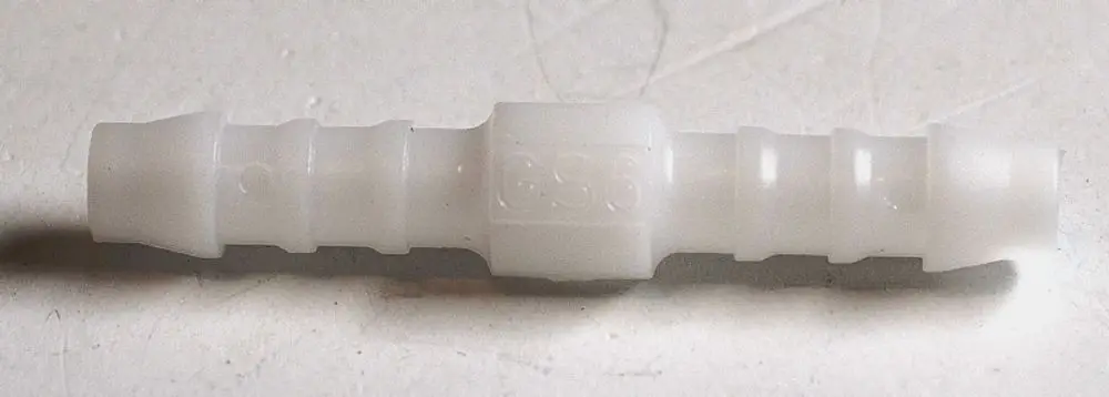 Weißer Schlauchverbinder für Kondensatschlauch, 6mm, Remko RK, Artikelnummer 1011203.