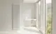 Badezimmer mit Kermi Arche Heizkörper, weiß, vertikal, schlankes Design vor Fliesenspiegel