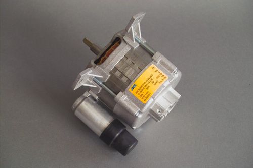 Broetje-Koerting-Motor-230V-50Hz-90W-2800upm-IP21-B5-m-Kondensator-Bohrg-611329