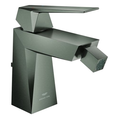 https://raleo.de:443/files/img/11eee87e4a22f1d4be4bb42e99482176/size_m/GROHE-EH-Bidetbatterie-Allure-Brilliant-24347-hard-graphite-gebuerstet-24347AL0