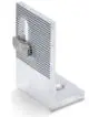 Aluminiumhalterung mit geriffelter Oberfläche und seitlichem Anschluss, geeignet für Montagezwecke. Produkt von Renusol.